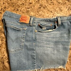 Levi's Women's Blue Jean Shorts sz 34